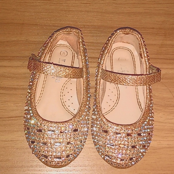 Toddler Girls Size 5 Flats - Picture 1 of 4